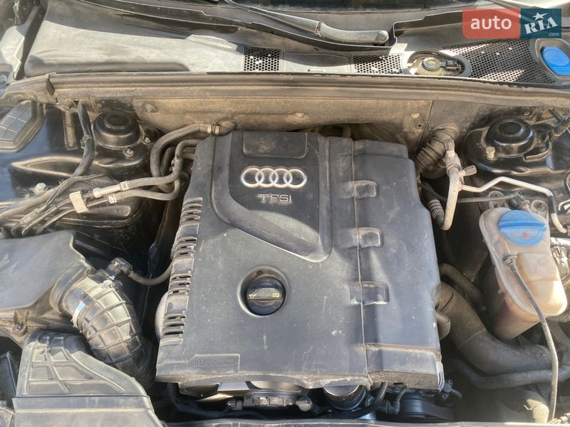 Седан Audi A4 2011 в Галиче