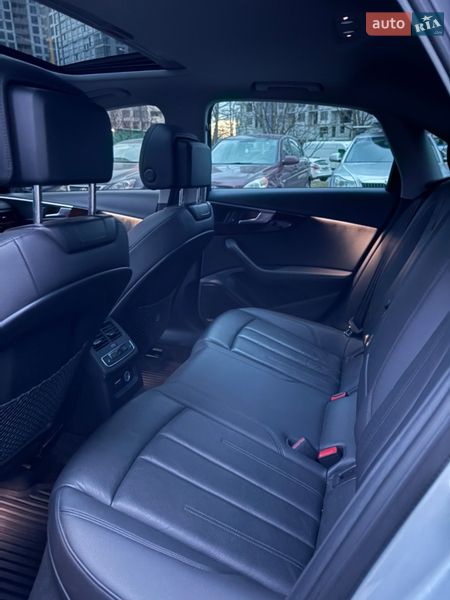 Седан Audi A4 2018 в Киеве