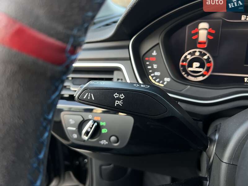 Універсал Audi A4 2016 в Дрогобичі