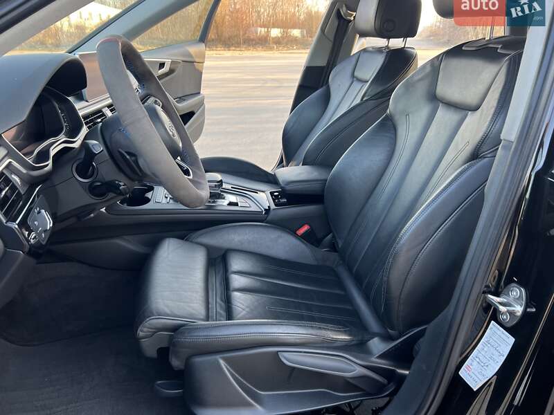 Універсал Audi A4 2016 в Дрогобичі