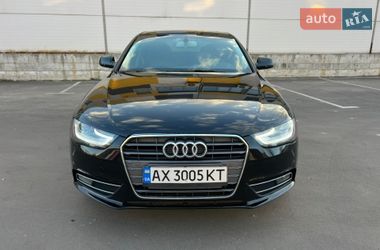 Седан Audi A4 2012 в Киеве