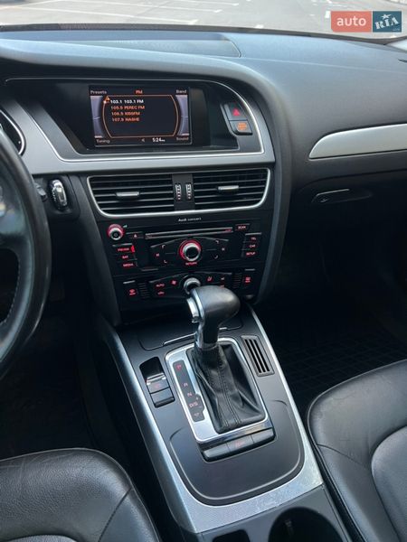 Седан Audi A4 2012 в Киеве