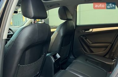 Седан Audi A4 2012 в Киеве