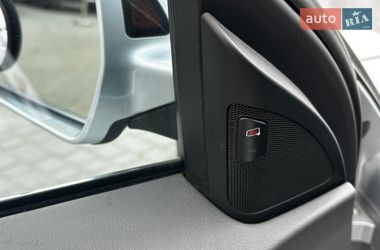 Седан Audi A4 2013 в Львове