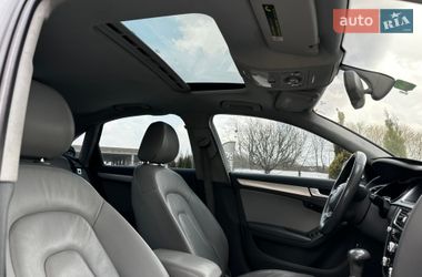 Седан Audi A4 2013 в Львове