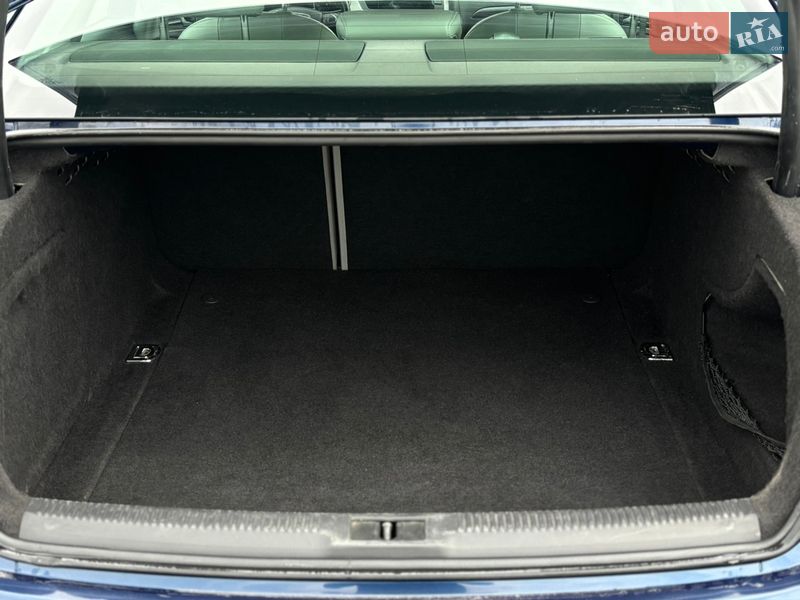 Седан Audi A4 2012 в Тернополі