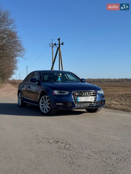 Седан Audi A4 2014 в Нежине