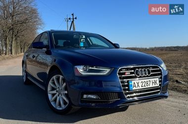 Седан Audi A4 2014 в Нежине