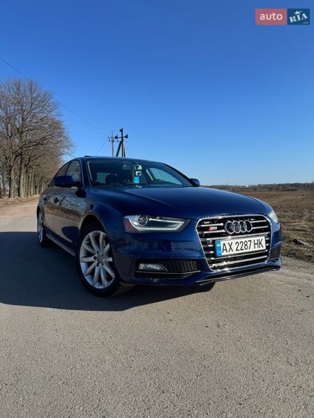 Седан Audi A4 2014 в Нежине