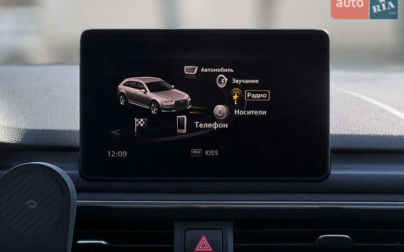 Універсал Audi A4 2016 в Львові