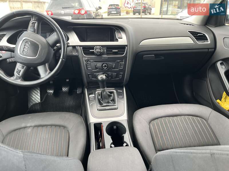 Универсал Audi A4 2010 в Луцке