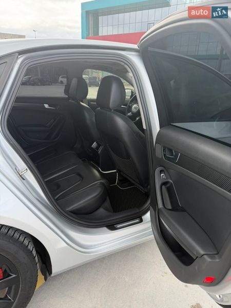 Седан Audi A4 2012 в Тернополі