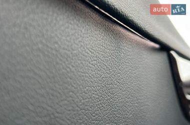 Седан Audi A4 2019 в Львове