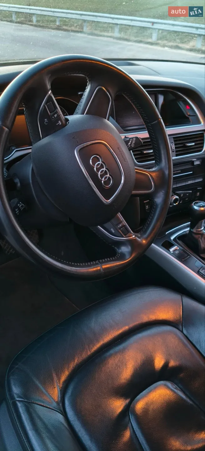 2012 Audi A4 - мініатюра 22