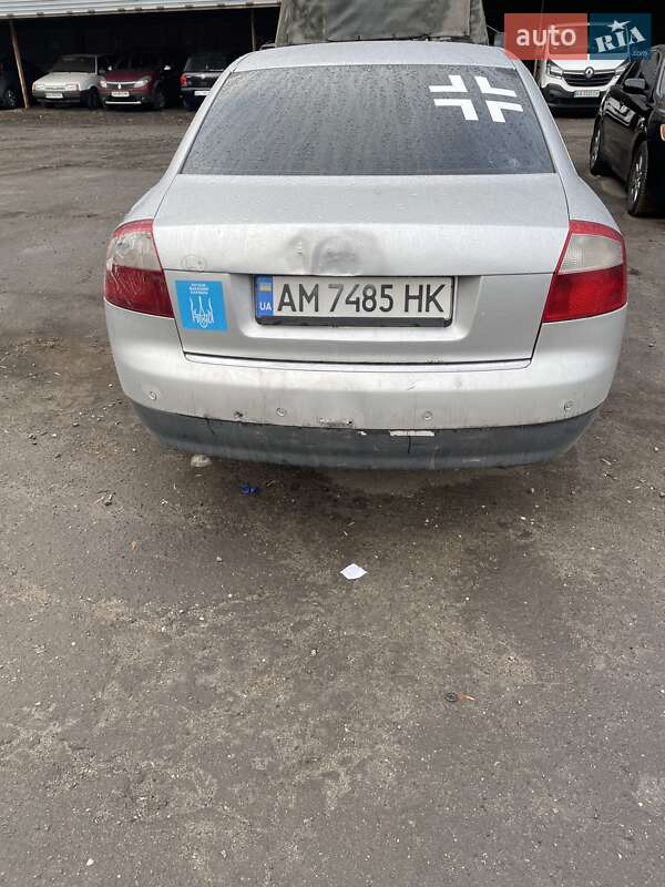 Седан Audi A4 2000 в Києві