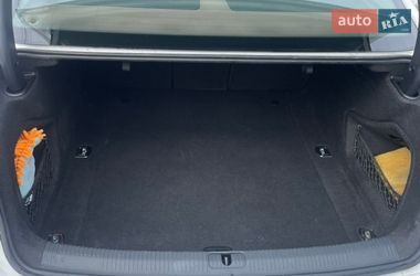 Седан Audi A4 2016 в Львове