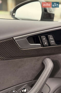 Седан Audi A4 2024 в Киеве