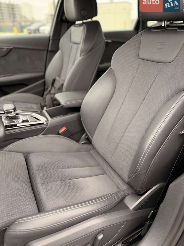 Седан Audi A4 2024 в Киеве