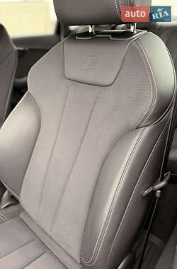Седан Audi A4 2024 в Киеве
