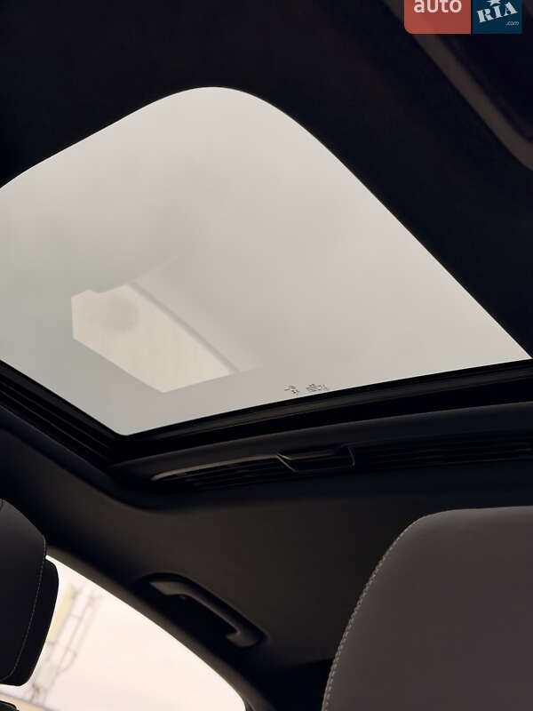 Седан Audi A4 2024 в Киеве