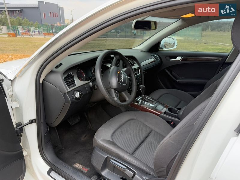 Седан Audi A4 2009 в Одессе