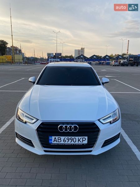Седан Audi A4 2018 в Вінниці