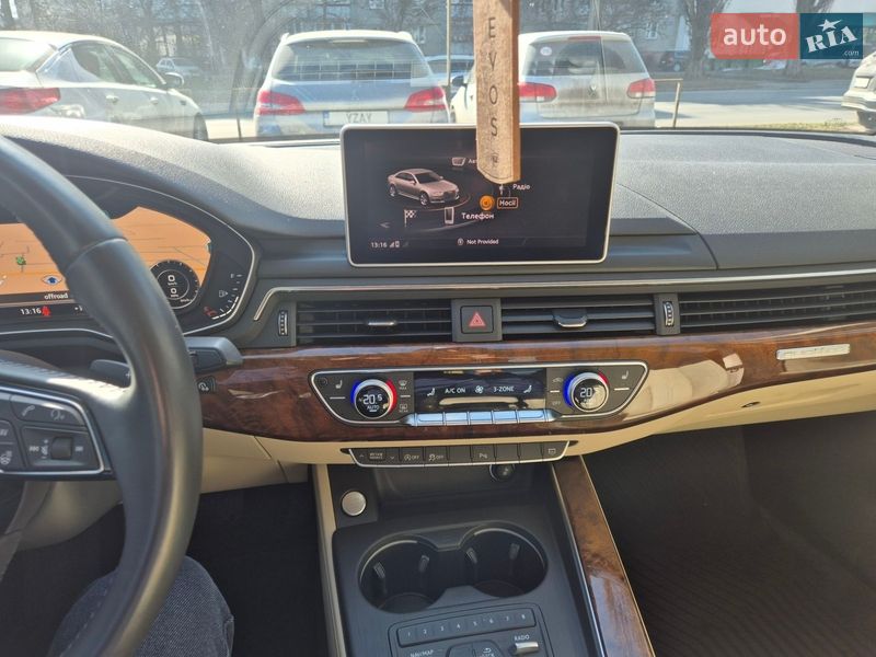 Седан Audi A4 2017 в Луцке