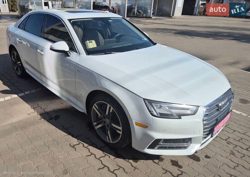 Седан Audi A4 2017 в Луцке