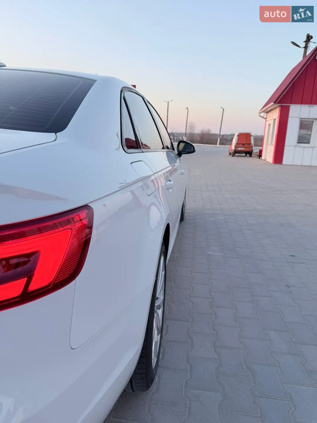 2017 Audi A4 - мініатюра 10