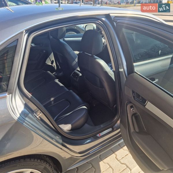 Седан Audi A4 2015 в Белой Церкви