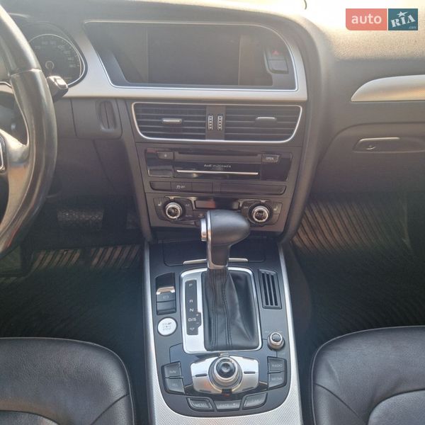 Седан Audi A4 2015 в Белой Церкви