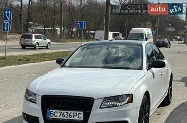 Седан Audi A4 2012 в Львове