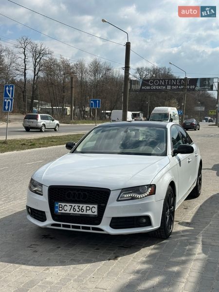 Седан Audi A4 2012 в Львове
