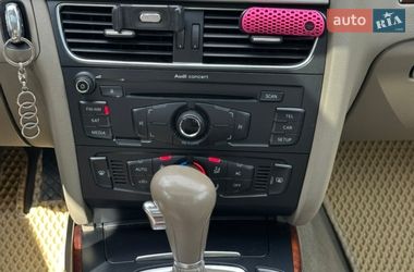 Седан Audi A4 2012 в Львове