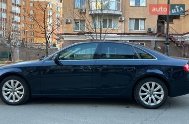 Седан Audi A4 2011 в Киеве