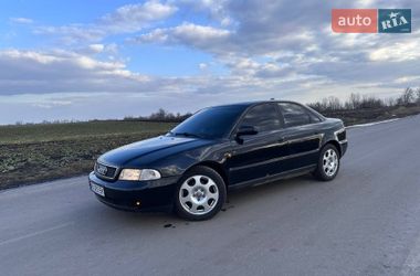 Седан Audi A4 1998 в Виннице