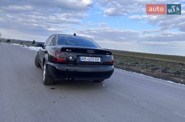 Седан Audi A4 1998 в Виннице