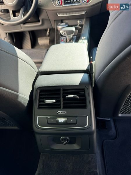 Седан Audi A4 2020 в Одессе