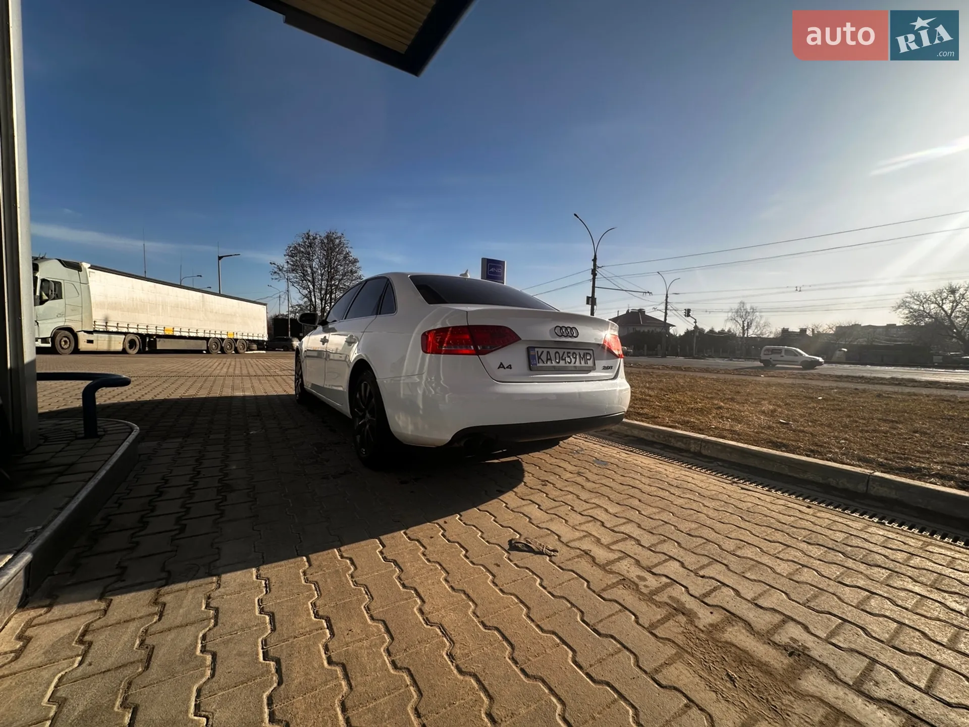 2010 Audi A4 - мініатюра 4