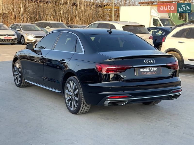 Седан Audi A4 2021 в Львове