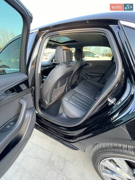Седан Audi A4 2021 в Львове