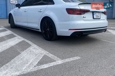 Седан Audi A4 2018 в Днепре