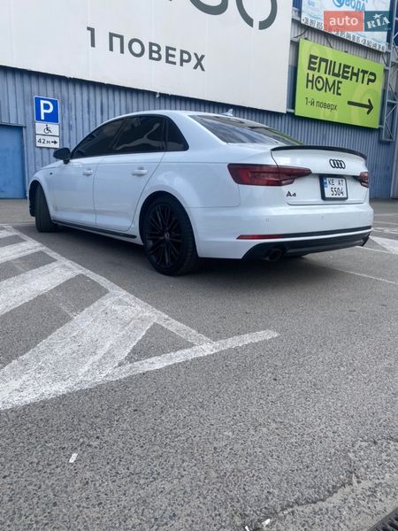 Седан Audi A4 2018 в Днепре