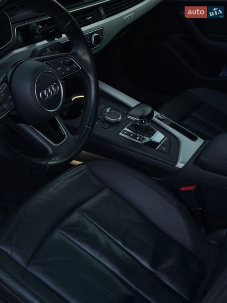 Седан Audi A4 2015 в Броварах
