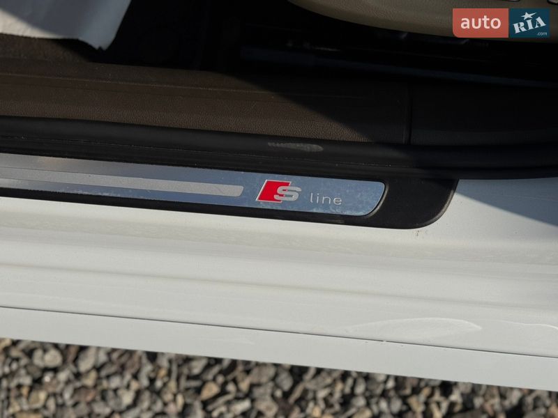 Седан Audi A4 2013 в Луцьку