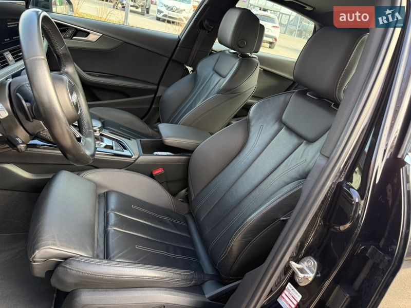 Седан Audi A4 2022 в Києві