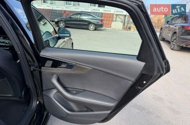Седан Audi A4 2022 в Києві
