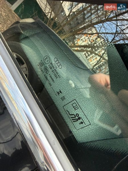 Седан Audi A4 2022 в Києві