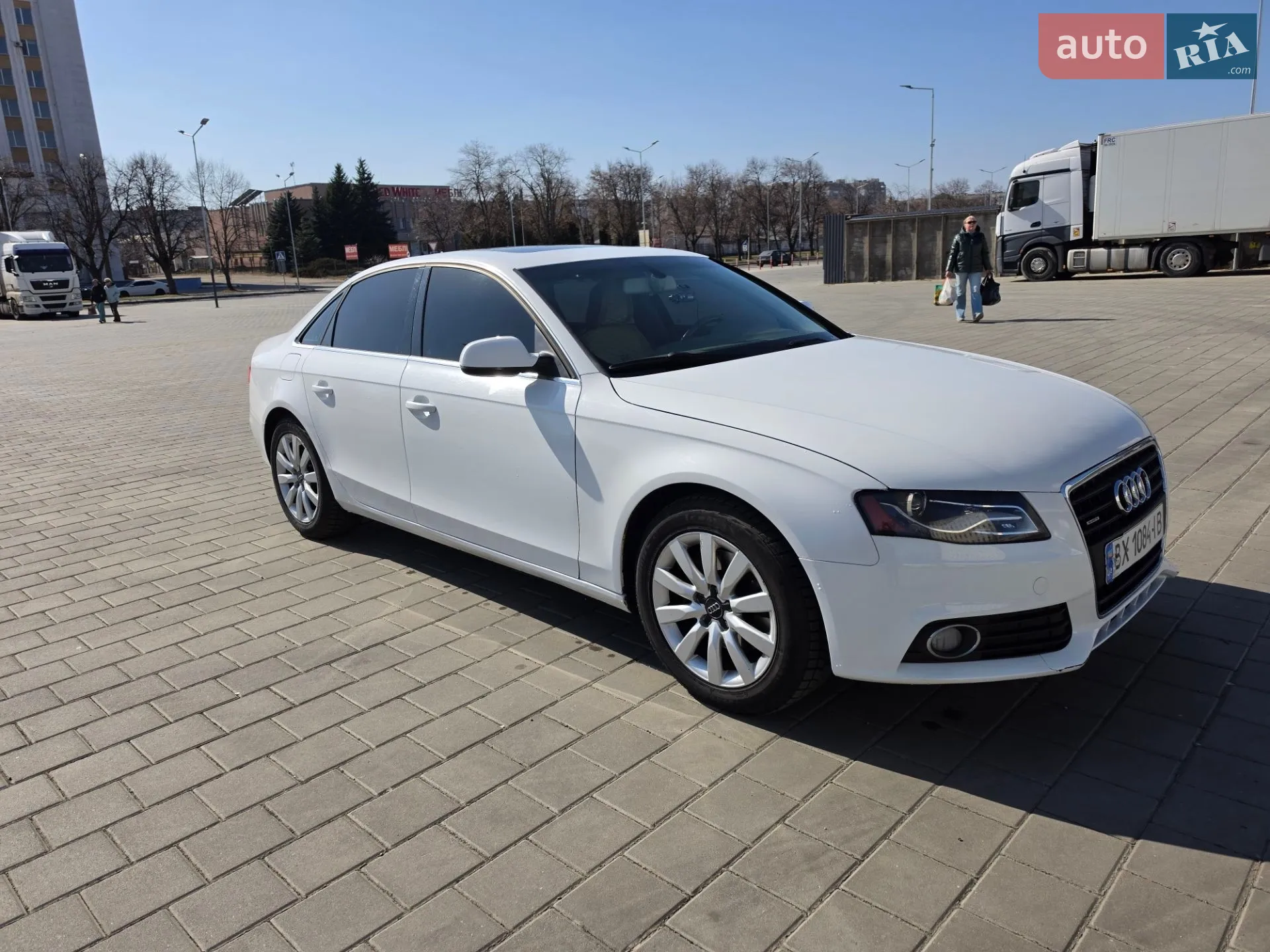2010 Audi A4 - мініатюра 4