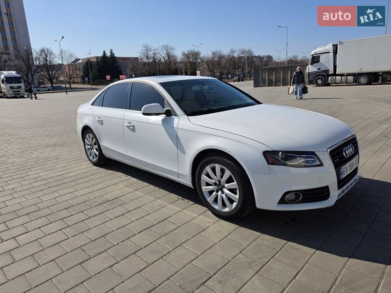 Седан Audi A4 2010 в Черкассах